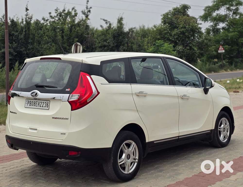 Mahindra Marazzo M6 8str, 2019, Diesel