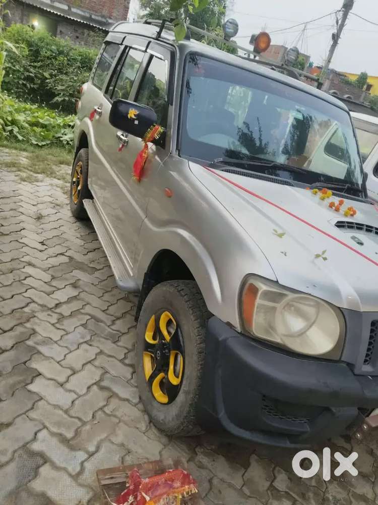 Mahindra Scorpio 2013 Diesel Manual Second Owner