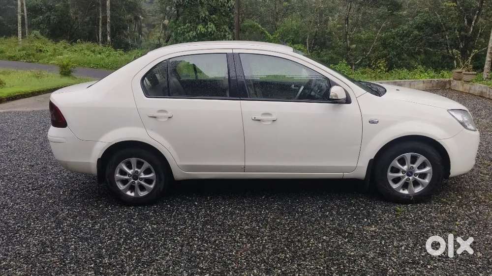 Ford Fiesta Classic 2015 Diesel 147000 Km Driven