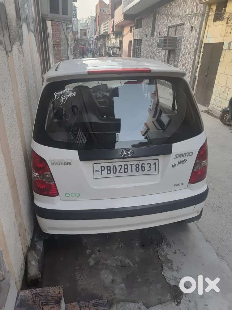 Hyundai New Santro 2012