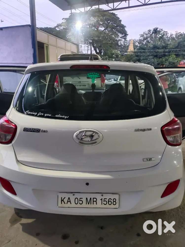 Hyundai Grand I10 Sportz 2015 Model