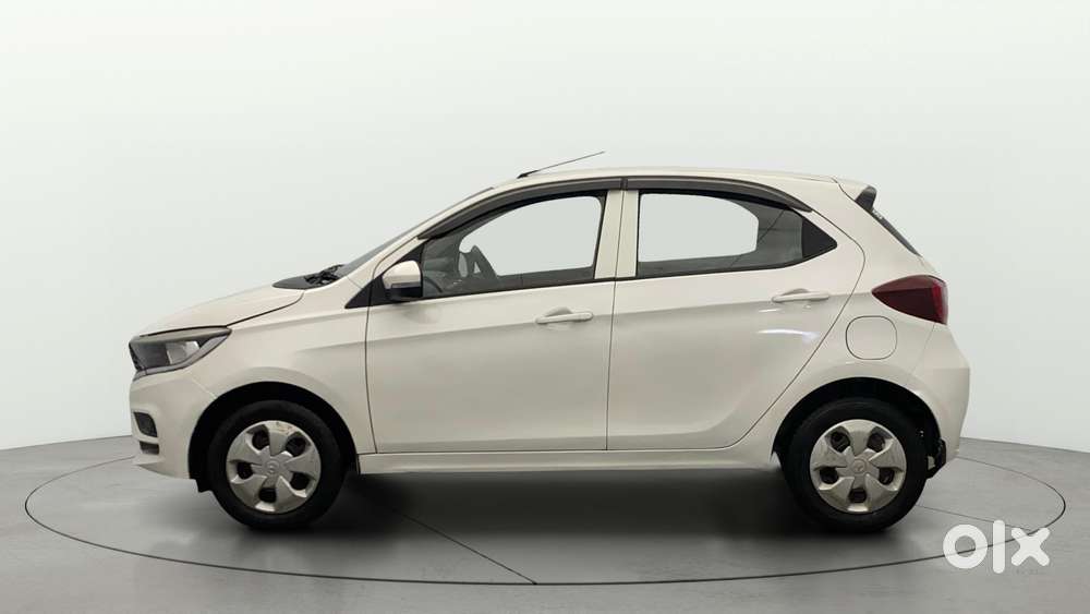 Tata Tiago 1.05 Revotorq Xt Option, 2021, Petrol