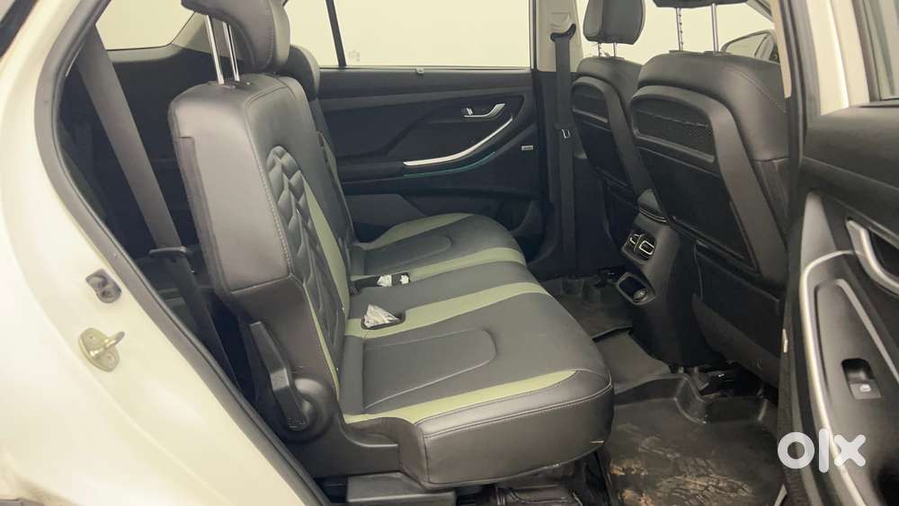 Hyundai Alcazar Platinum 7 Str 1.5 Turbo Petrol Adventure, 2023, Pet..