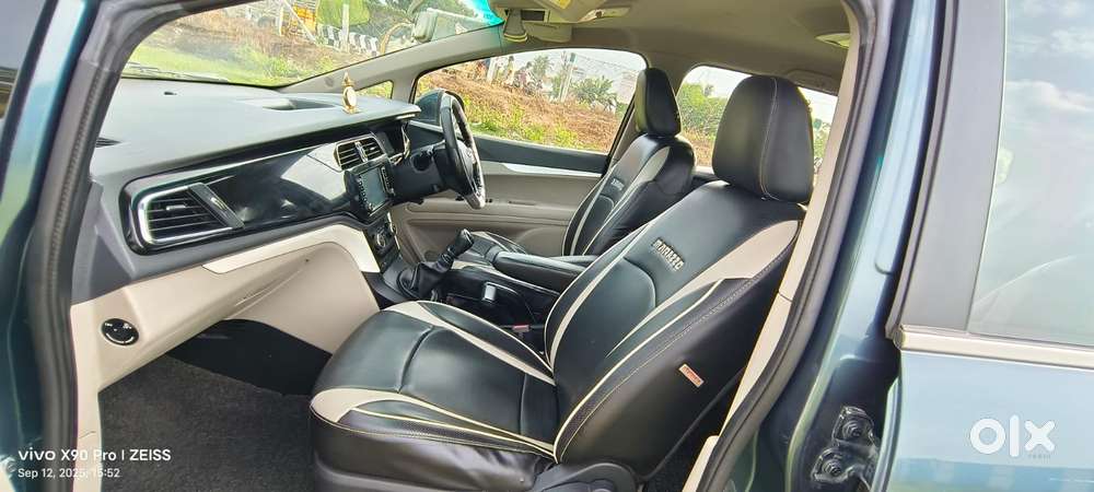 Mahindra Marazzo, 2020, Diesel