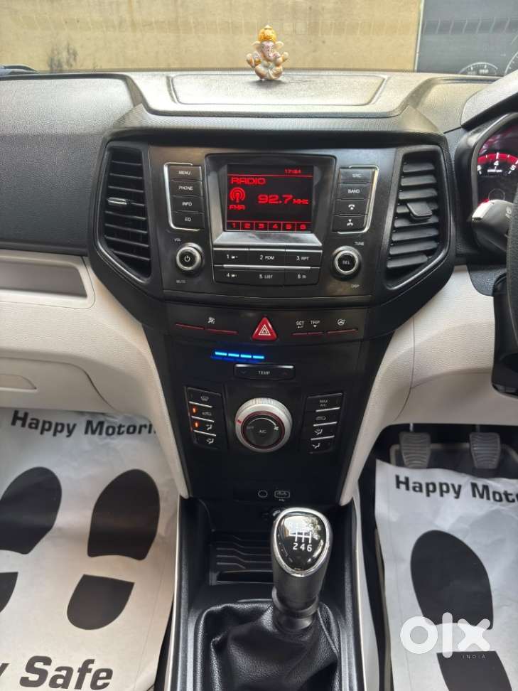 Mahindra Xuv300 W6, 2023, Petrol