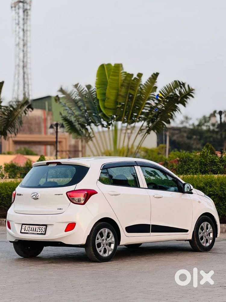 Hyundai Grand I10 2013-2016 Magna, 2016, Cng & Hybrids