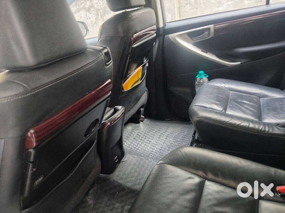 First Owner Innova Crysta With Service Record