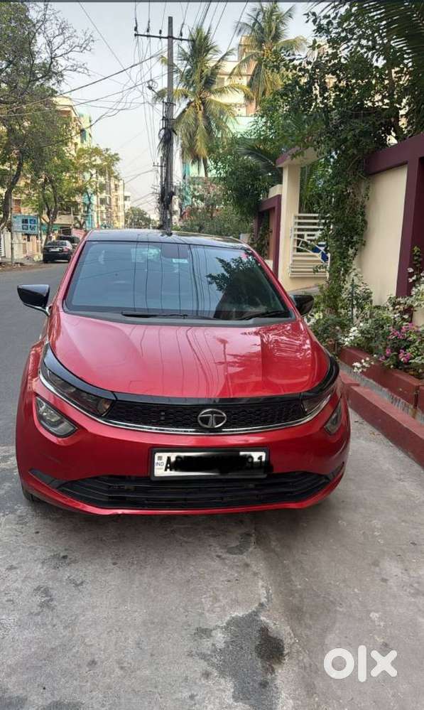 Tata Altroz Xz Plus (s), 2021, Petrol