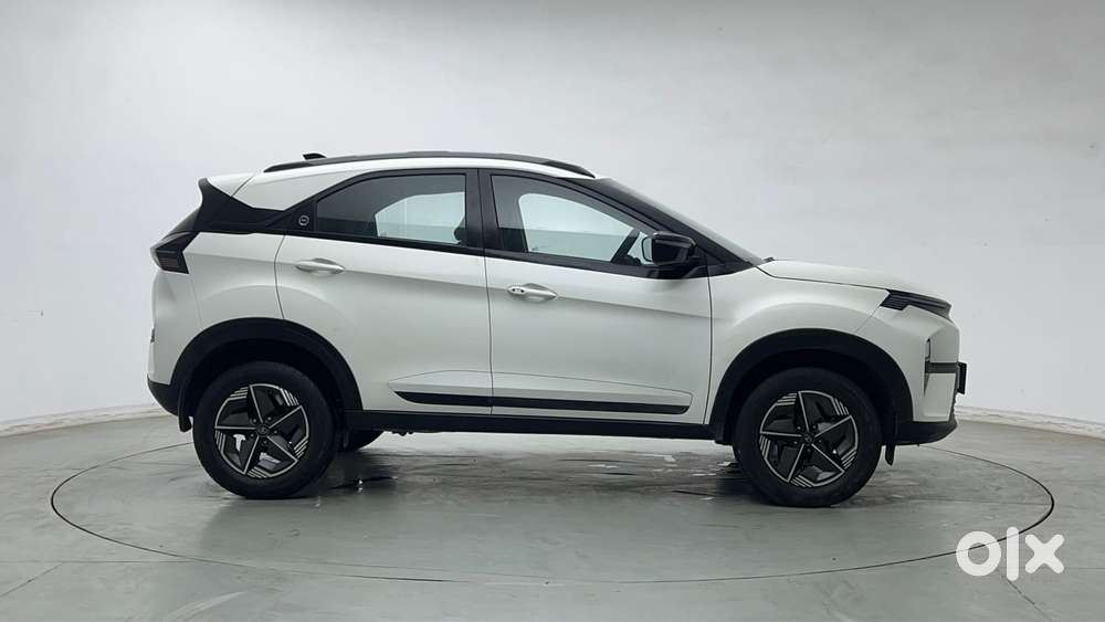 Tata Nexon Creative 1.2 Revotron Petrol 6 Mt, 2023, Petrol