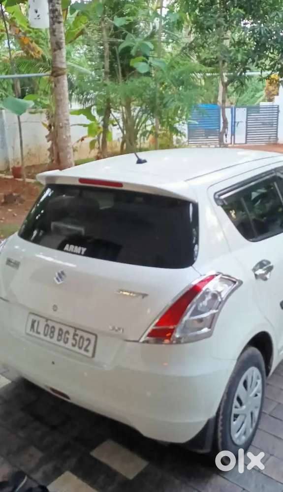 Maruti Suzuki Swift 2015 Petrol 48000 Km Driven