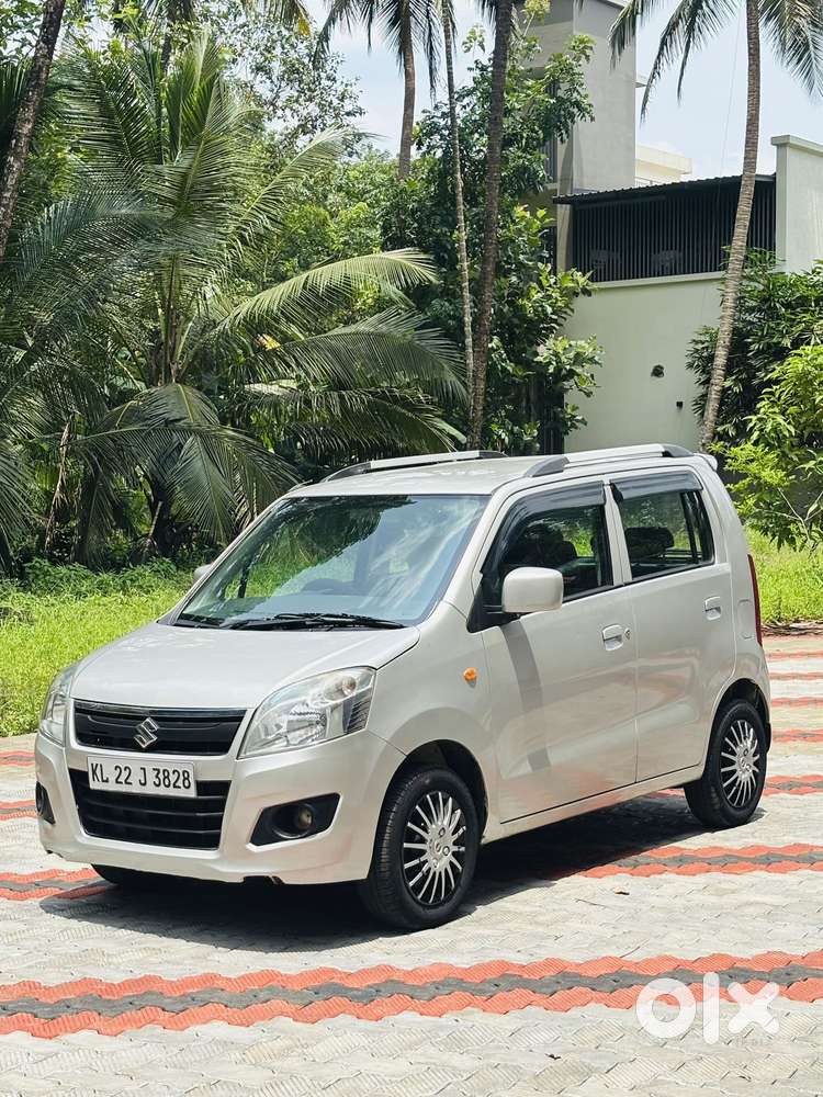Maruti Suzuki Wagon R Vxi 1.0, 2016, Petrol