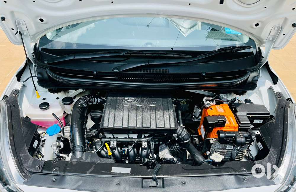 Hyundai Aura Sx Plus Automatic, 2022, Petrol