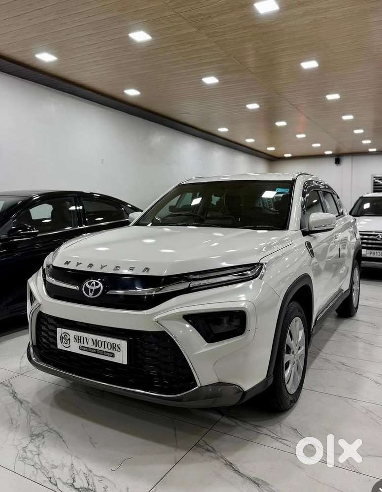 Toyota Urban Cruiser Hyryder 2024 Petrol 41000 Km Driven