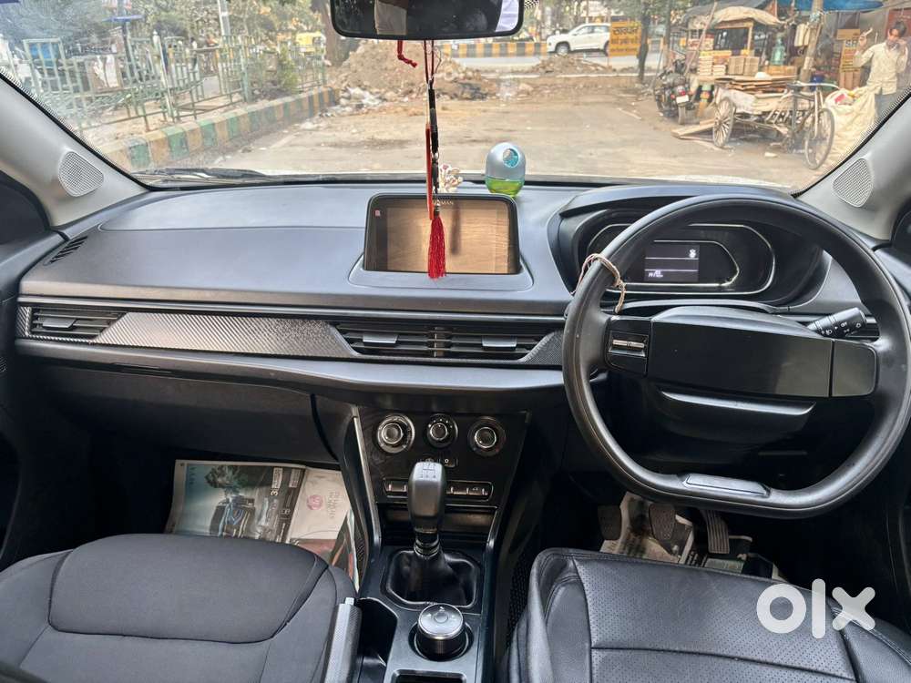 Tata Nexon Smart Plus1.2 Revotron Petrol 5 Mt, 2024, Petrol