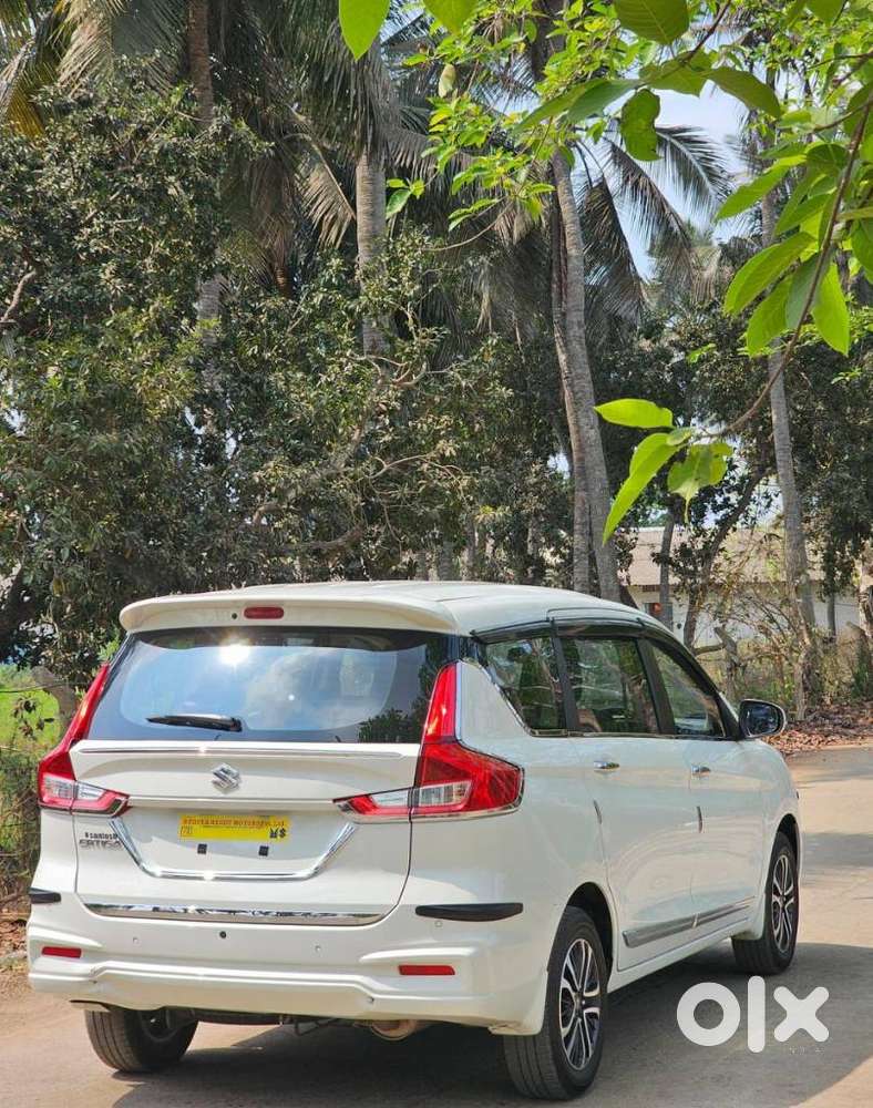 Maruti Suzuki Ertiga Zxi (o) Cng [2022-2023], 2023, Cng & Hybrids