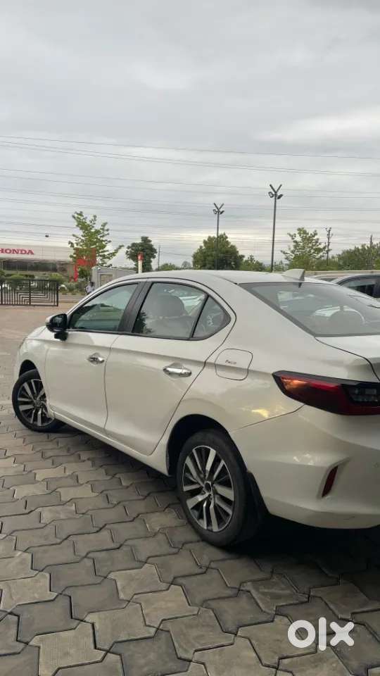Honda City I-vtec Cvt Zx, 2022, Petrol
