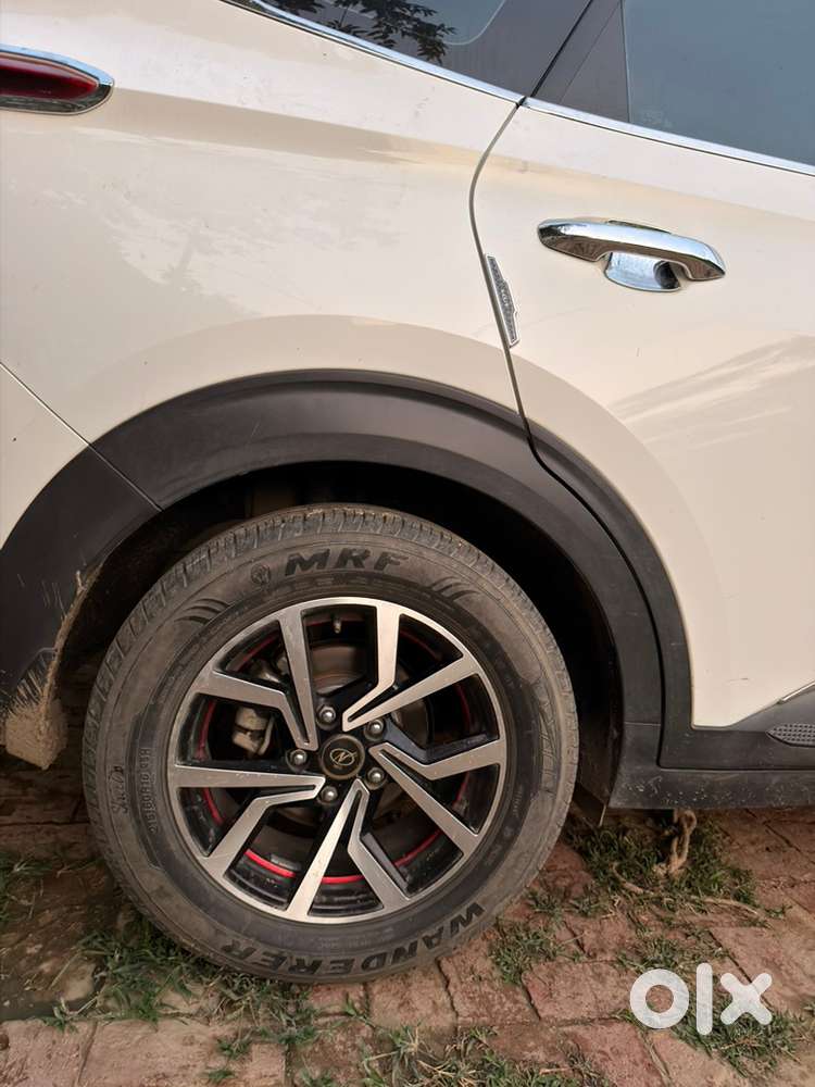 Kia Carens Petrol 2023