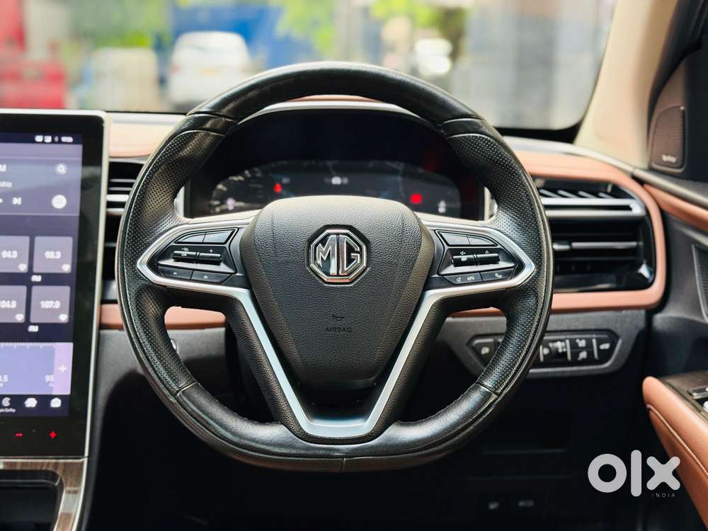 Mg Hector Plus Savvy Pro 1.5 Turbo Petrol Cvt 6 Str, 2023, Petrol