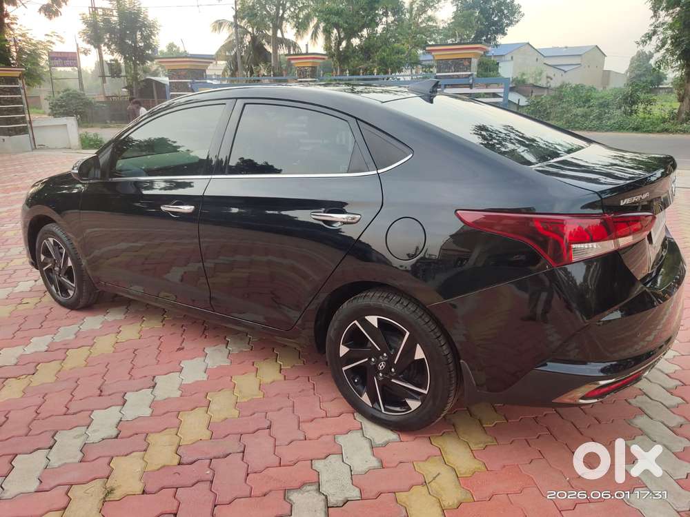Hyundai Verna 1.5 Sx (o) Petrol Mt, 2020, Petrol