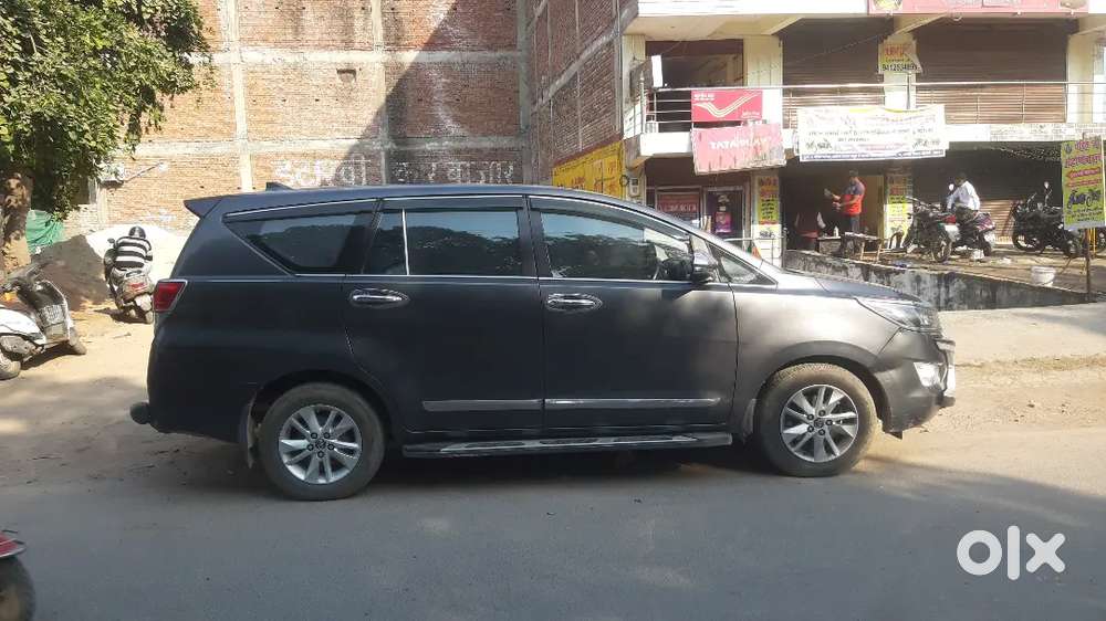Toyota Innova Crysta 2018