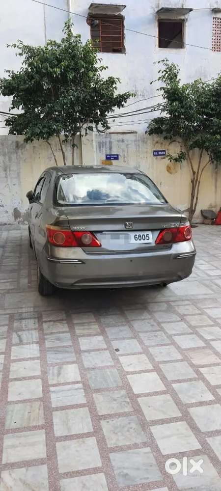 Honda City Zx (lpg+petrol)..