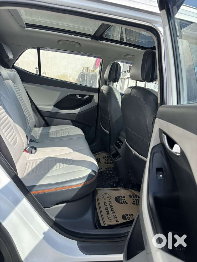 Hyundai Creta 1.5 L Mpi S (o) Mt, 2025, Petrol