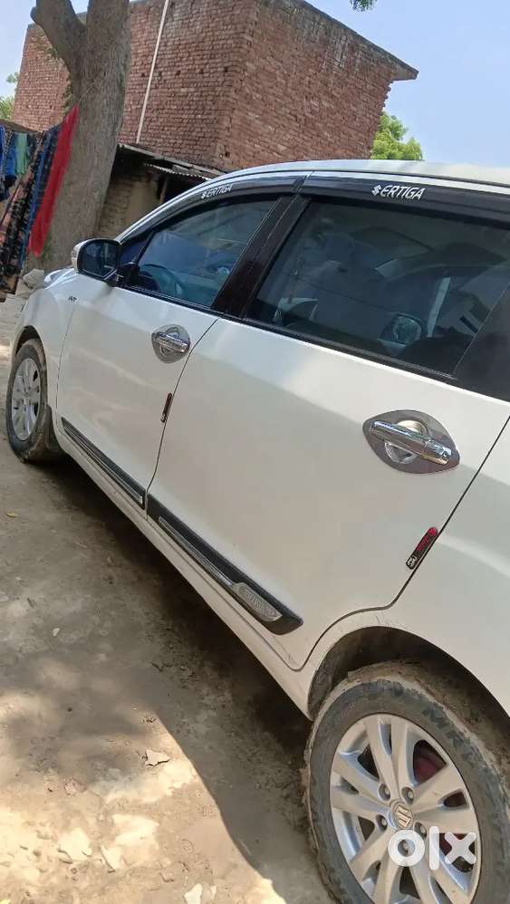 Maruti Suzuki Ertiga Zxi 2016