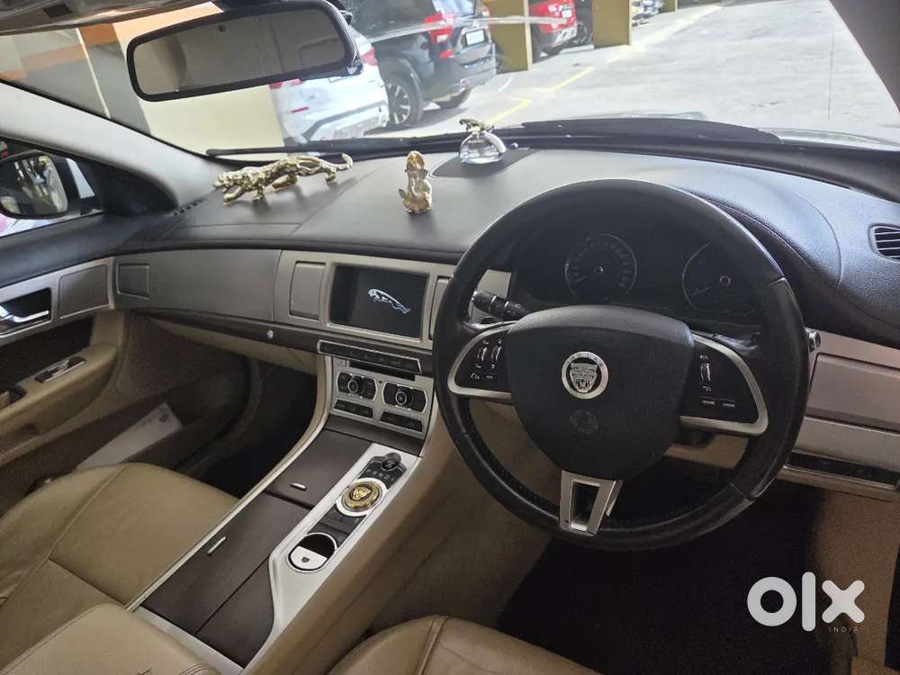Jaguar Xf 2016 Petrol Well Maintained