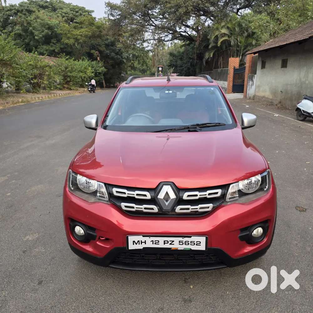Renault Kwid Automatic 2018 Airbags Top Variant.