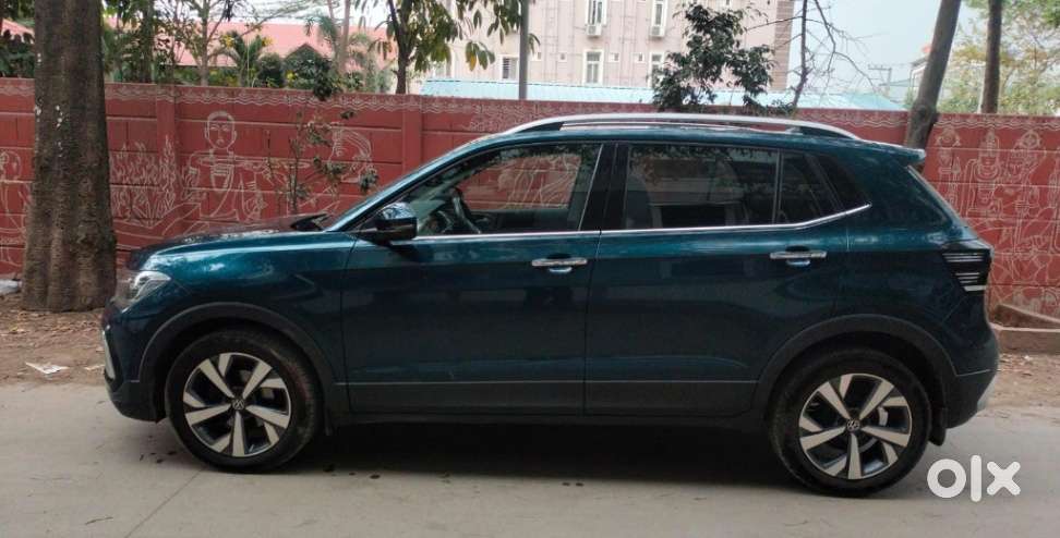 Volkswagen Taigun 1.0 Tsi Topline At, 2023, Petrol