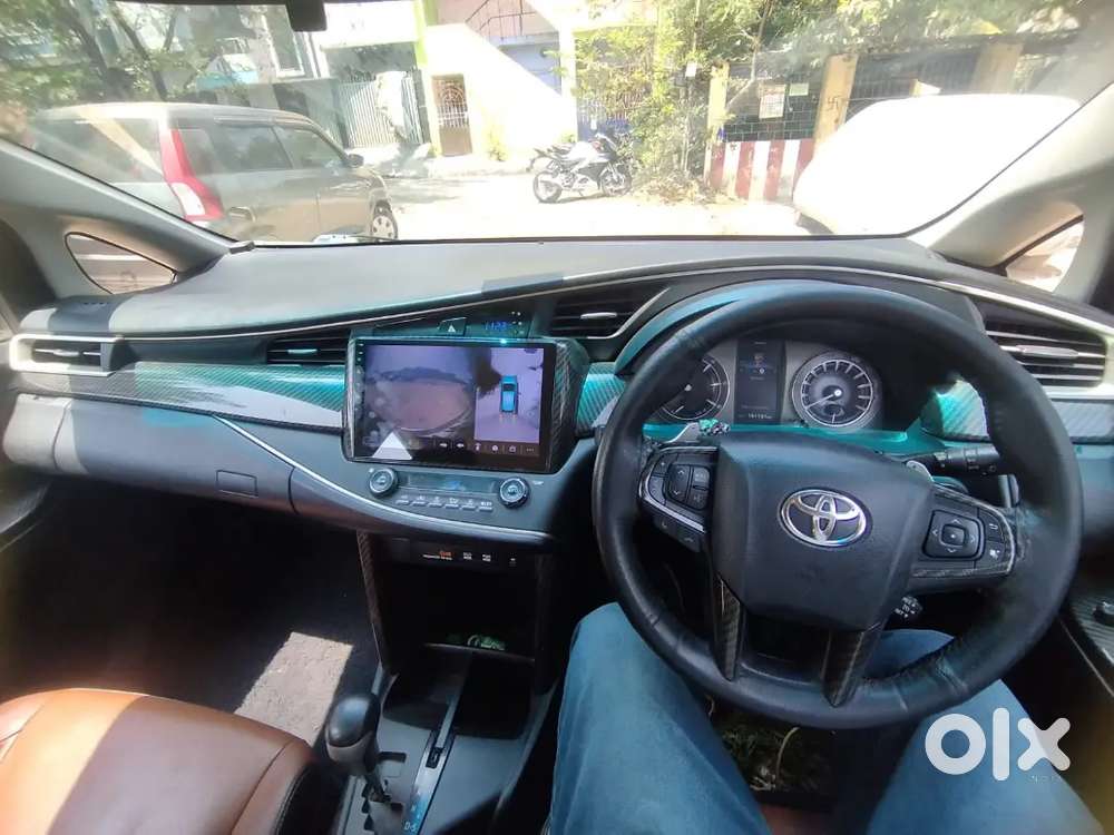 Toyota Innova Crysta 2.8z Auto 2016