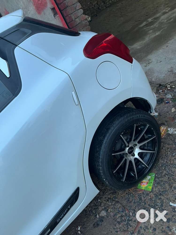 Maruti Suzuki Swift Lxi 2019