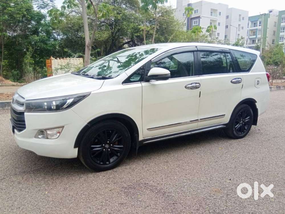 Toyota Innova Crysta Touring Sport 2.4 Mt, 2019, Diesel