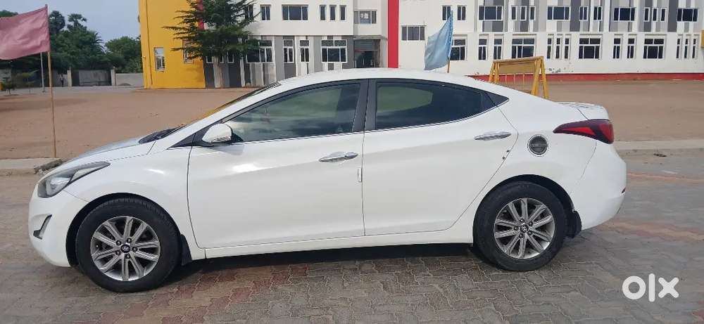 Hyundai Elantra 2018 Car