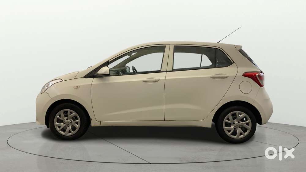 Hyundai Grand I10 Sportz 1.2 Kappa Vtvt, 2017, Cng & Hybrids
