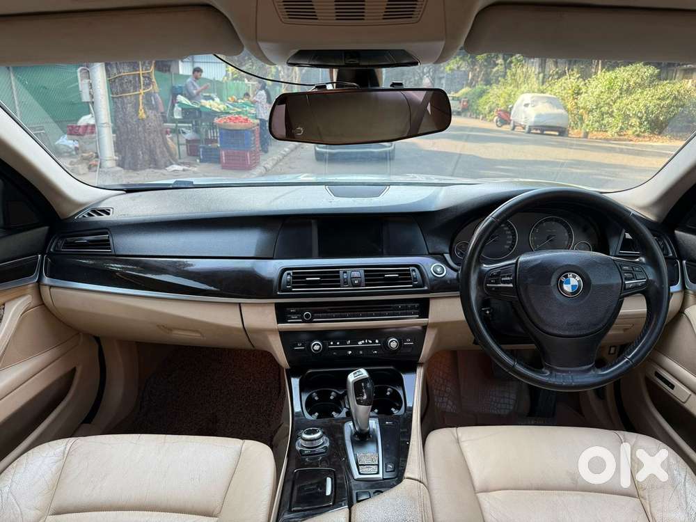 Bmw 5 Series 523i Sedan 2011