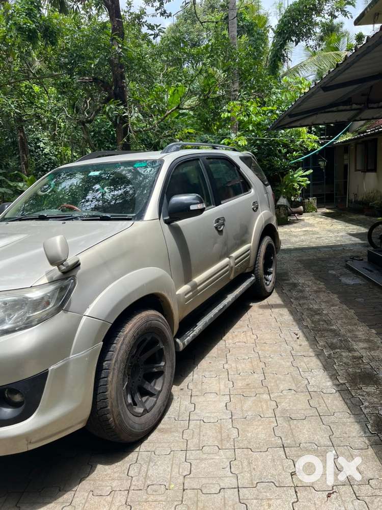 Toyota Fortuner Diesel 2013