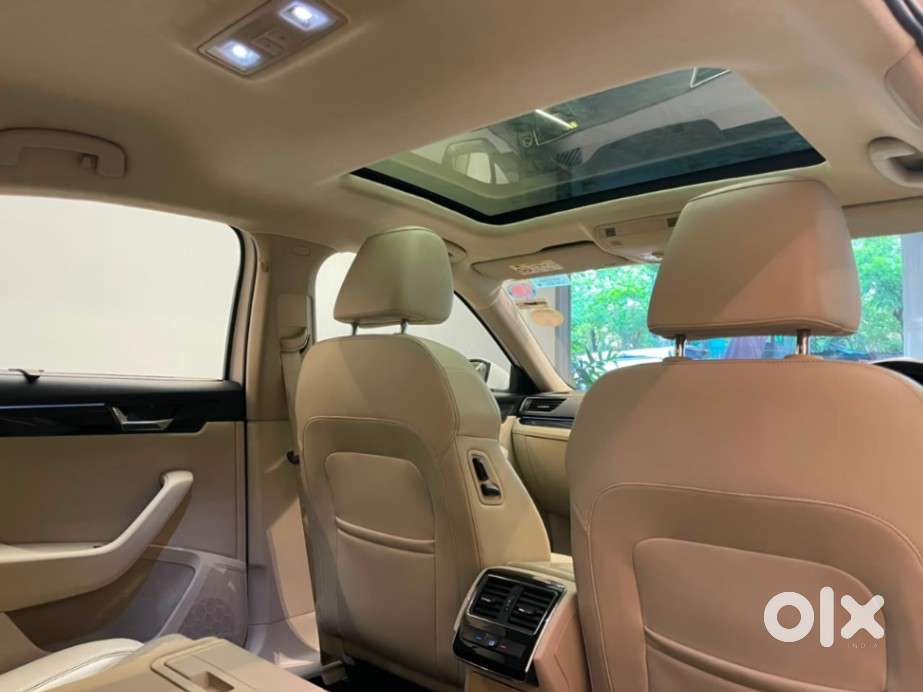Skoda Superb 2.0 L&k Tsi At, 2017, Petrol