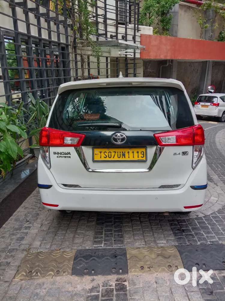 Toyota Innova Crysta 2023 Diesel Well Maintained