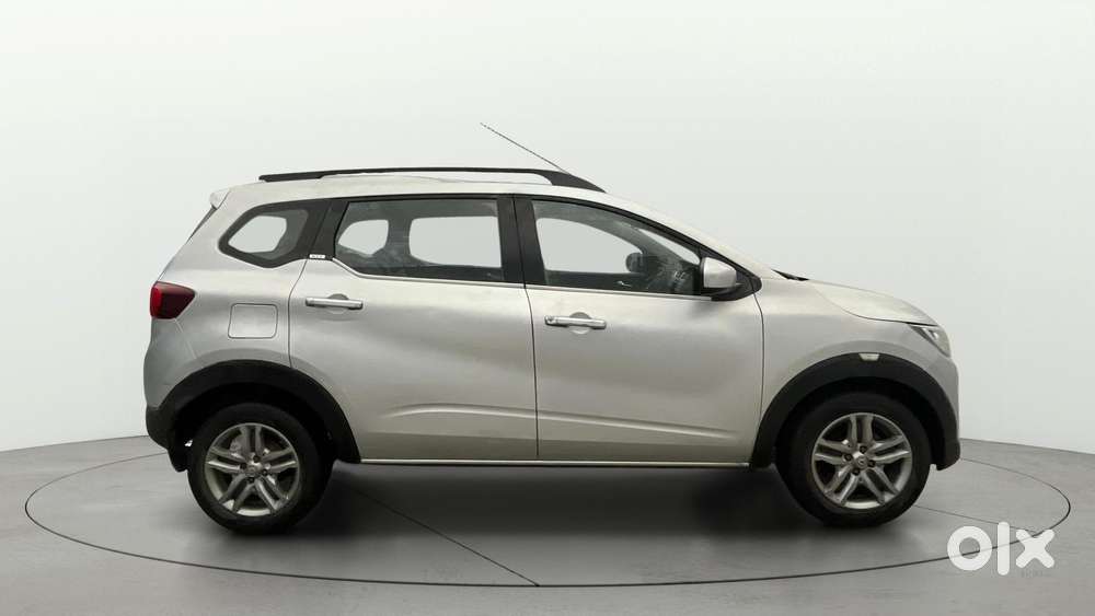 Renault Triber Rxz, 2020, Petrol