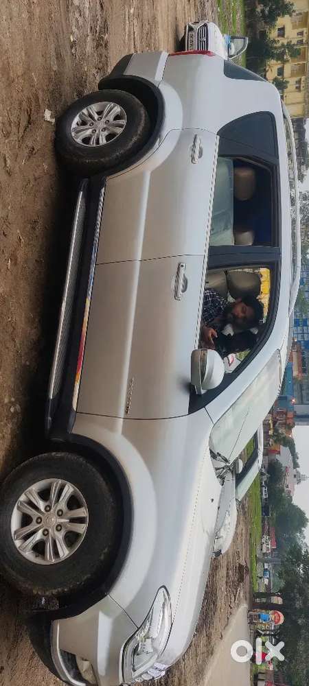 Mahindra Ssangyong Rexton 2013 Diesel 10000 Km Driven