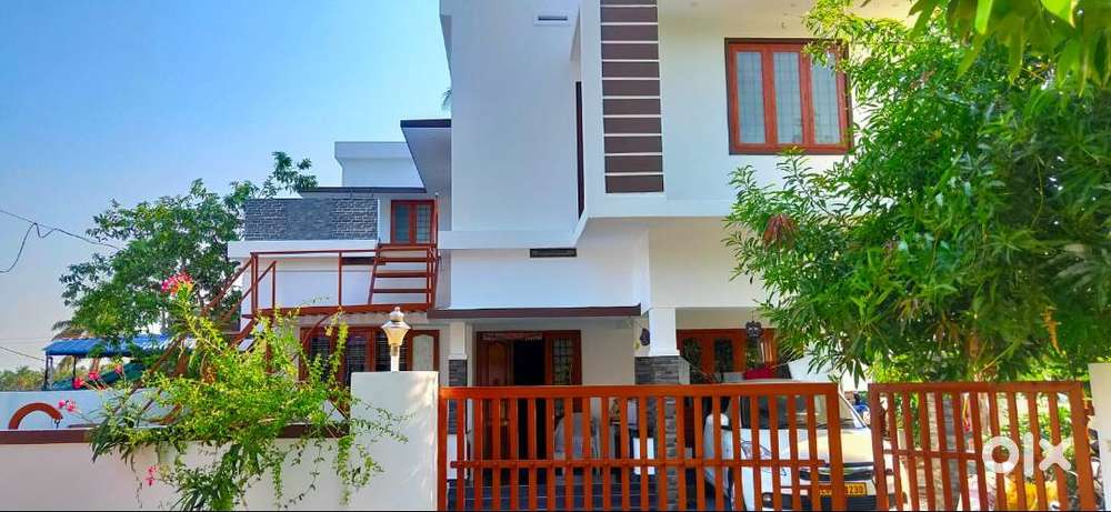 For Sale  5 BHK Ready to Move Independent House  Malampuzha Road