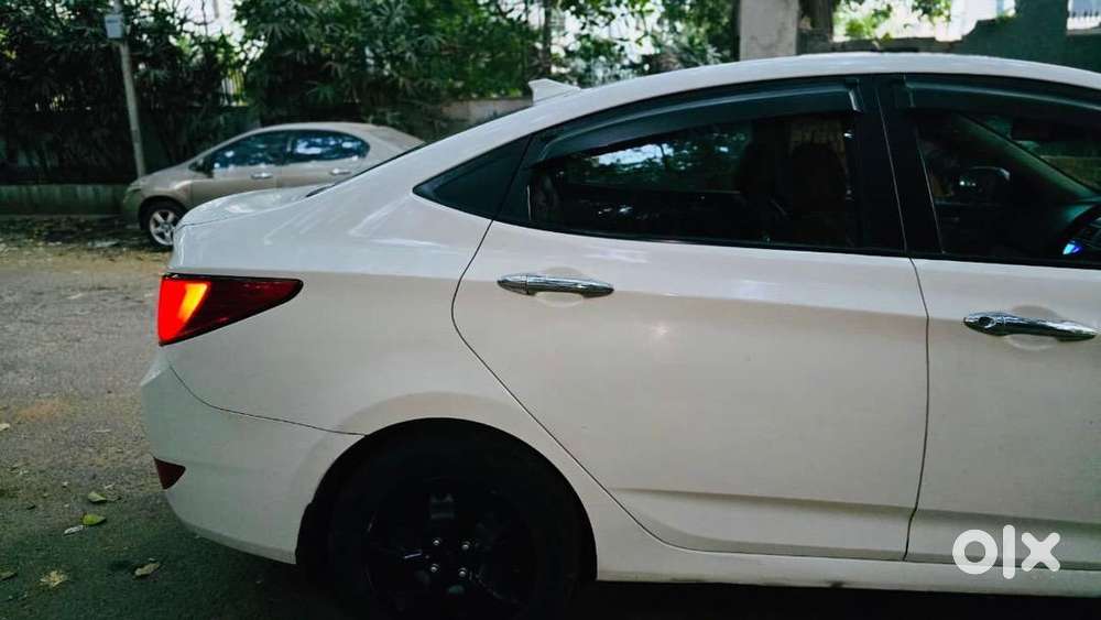 Hyundai Verna 2018 Petrol 60000 Km Driven