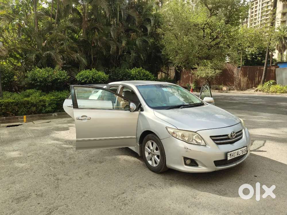 Toyota Corolla Altis 2009 Petrol 80000 Km Driven