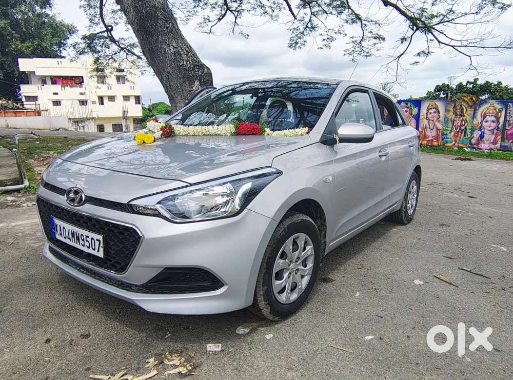 Hyundai I20 2014 Petrol 17000 Km Driven