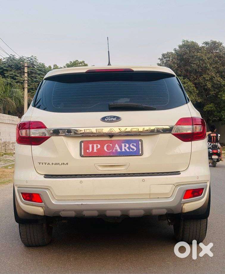 Ford Endeavour 2.2 Titanium At 4x2, 2016, Diesel