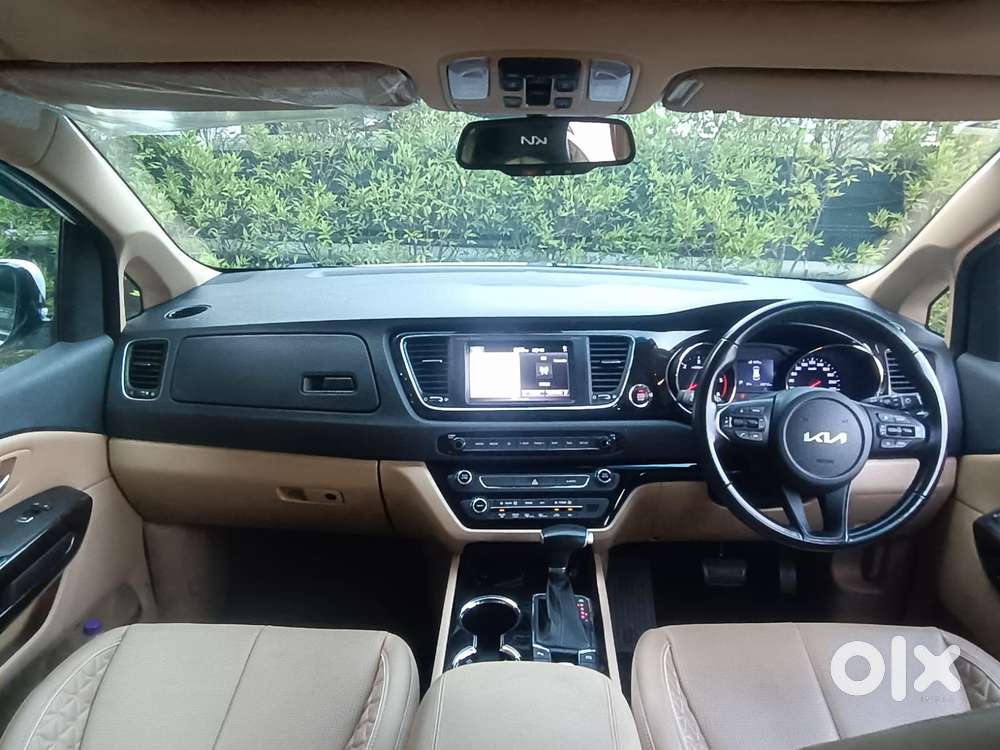 Kia Carnival Limousine Plus 7 Str, 2022, Diesel