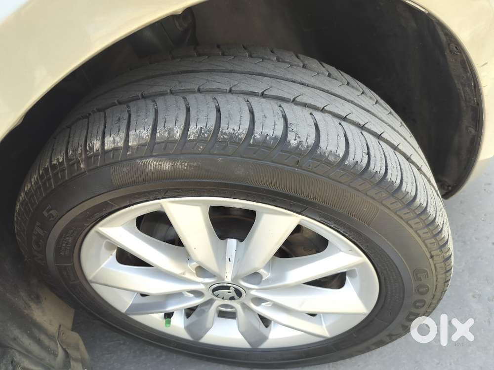 Skoda Octavia 1.8 Tsi Style Plus At, 2016, Petrol