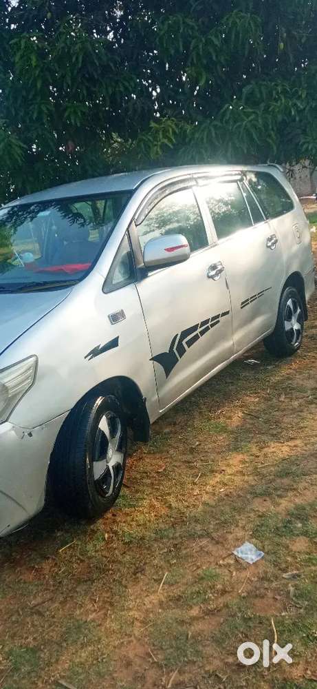 Toyota Innova Hycross 2012 Diesel Car