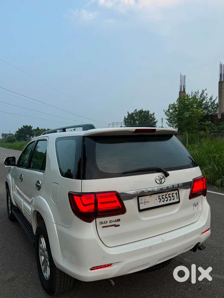 Toyota Fortuner Diesel 2013